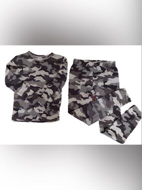 Cat & Jack Black and Gray Camo Thermal Pajama Set